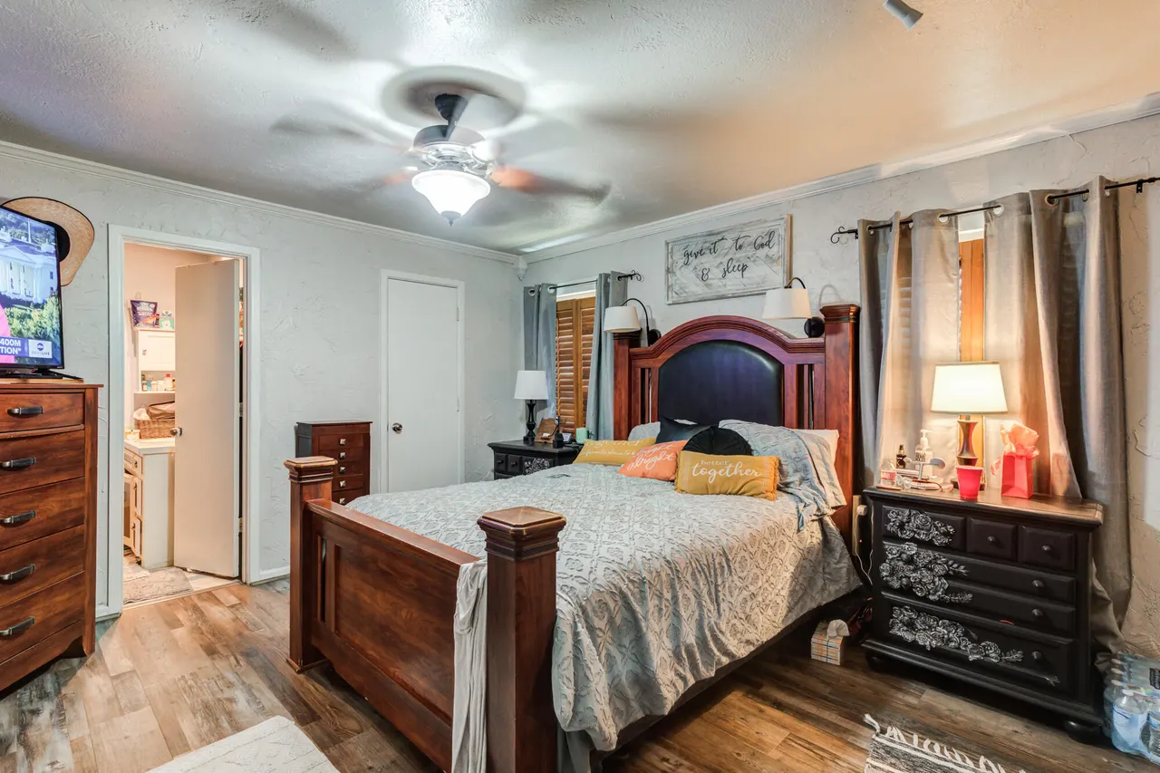 Photo 9 — 2101 Avenue J, Tahoka, TX 79373