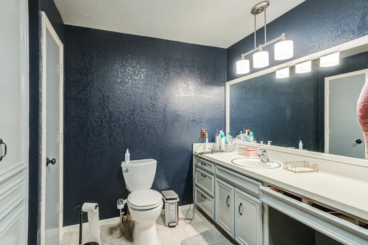 Photo 13 — 2101 Avenue J, Tahoka, TX 79373