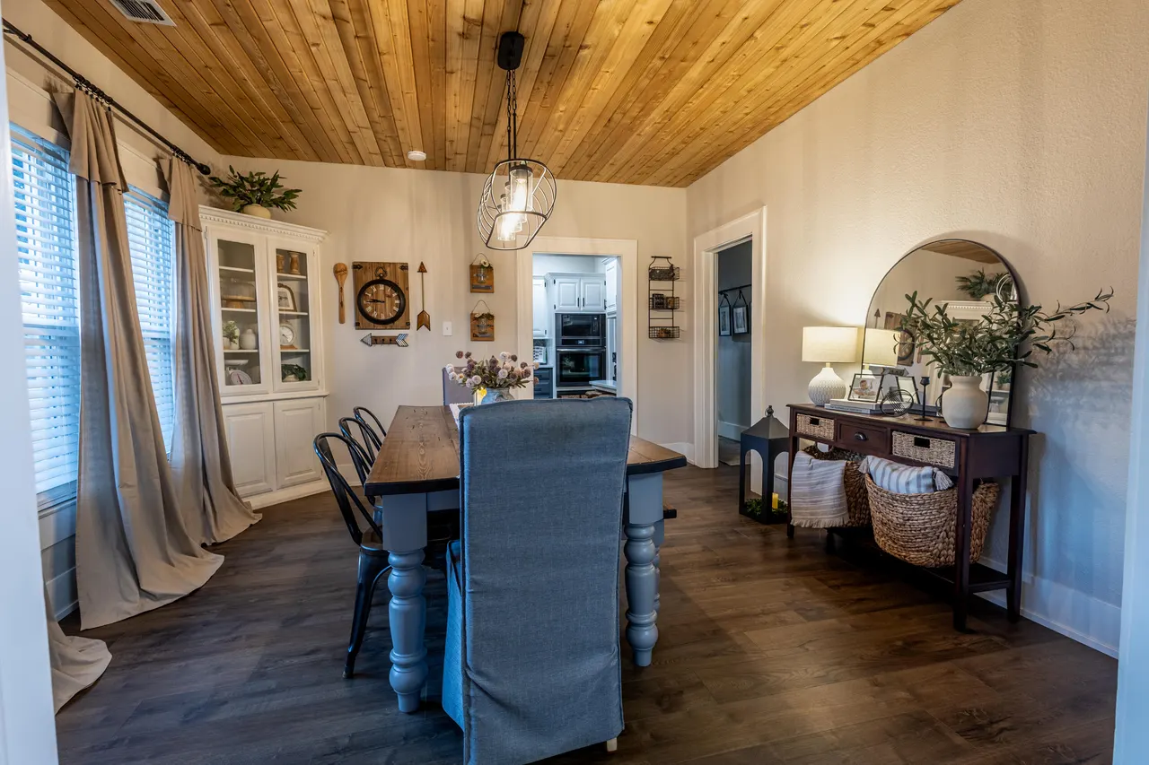 Photo 10 — 450 W Lubbock Street, Slaton, TX 79364