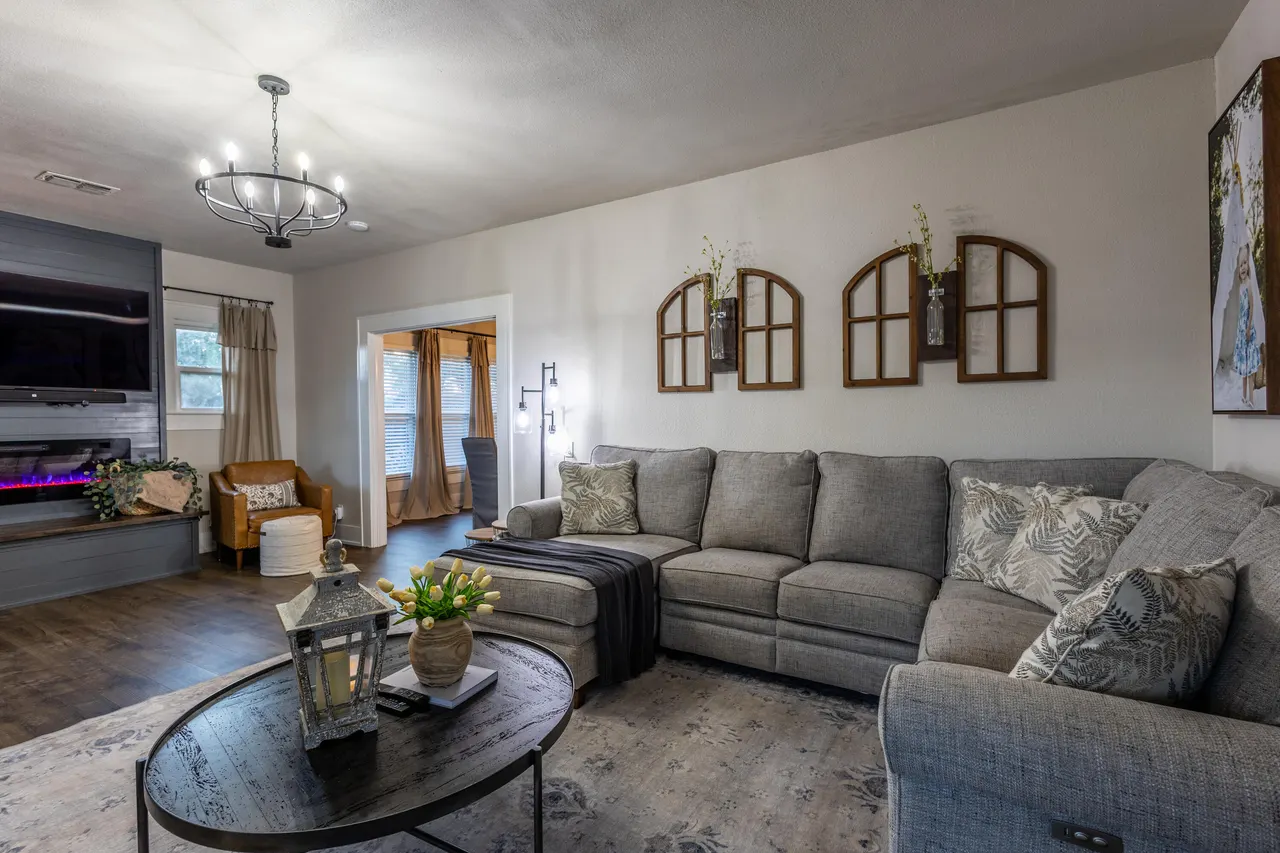 Photo 6 — 450 W Lubbock Street, Slaton, TX 79364