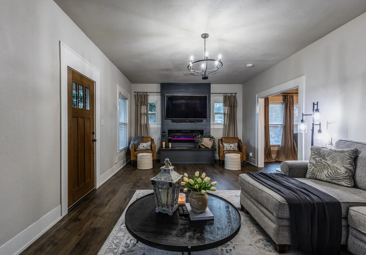 Photo 7 — 450 W Lubbock Street, Slaton, TX 79364