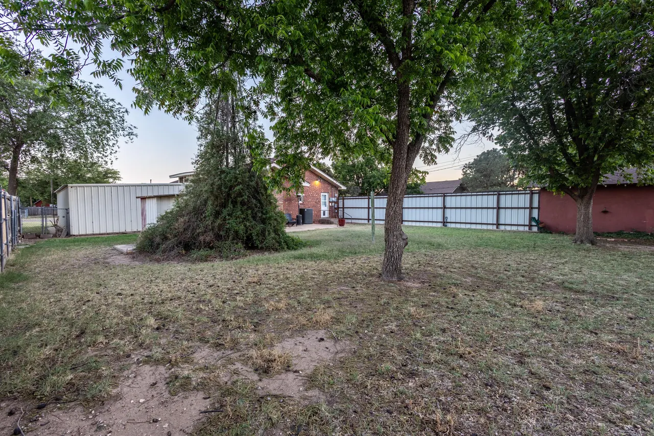 Photo 30 — 450 W Lubbock Street, Slaton, TX 79364