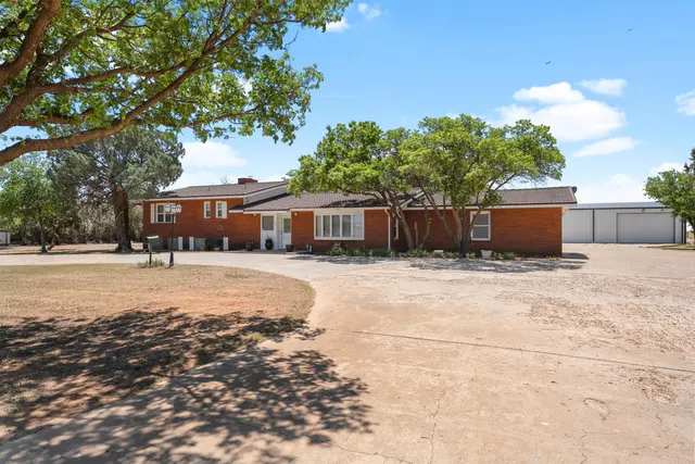 Photo 2 — 1605 FM 597, Abernathy, TX 79311