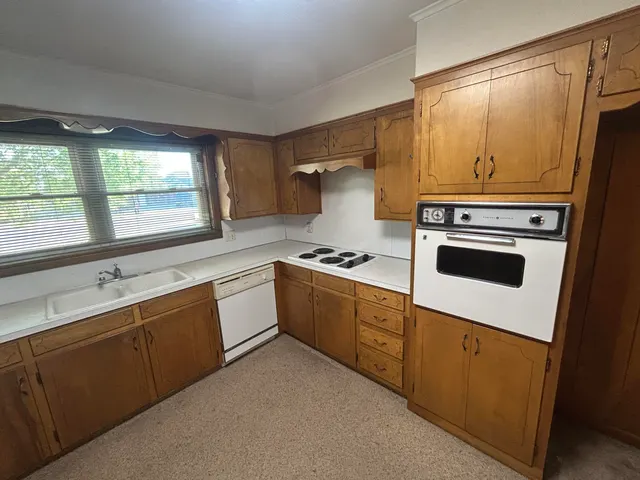 Photo 7 — 2704 W 16th Street, Plainview, TX 79072