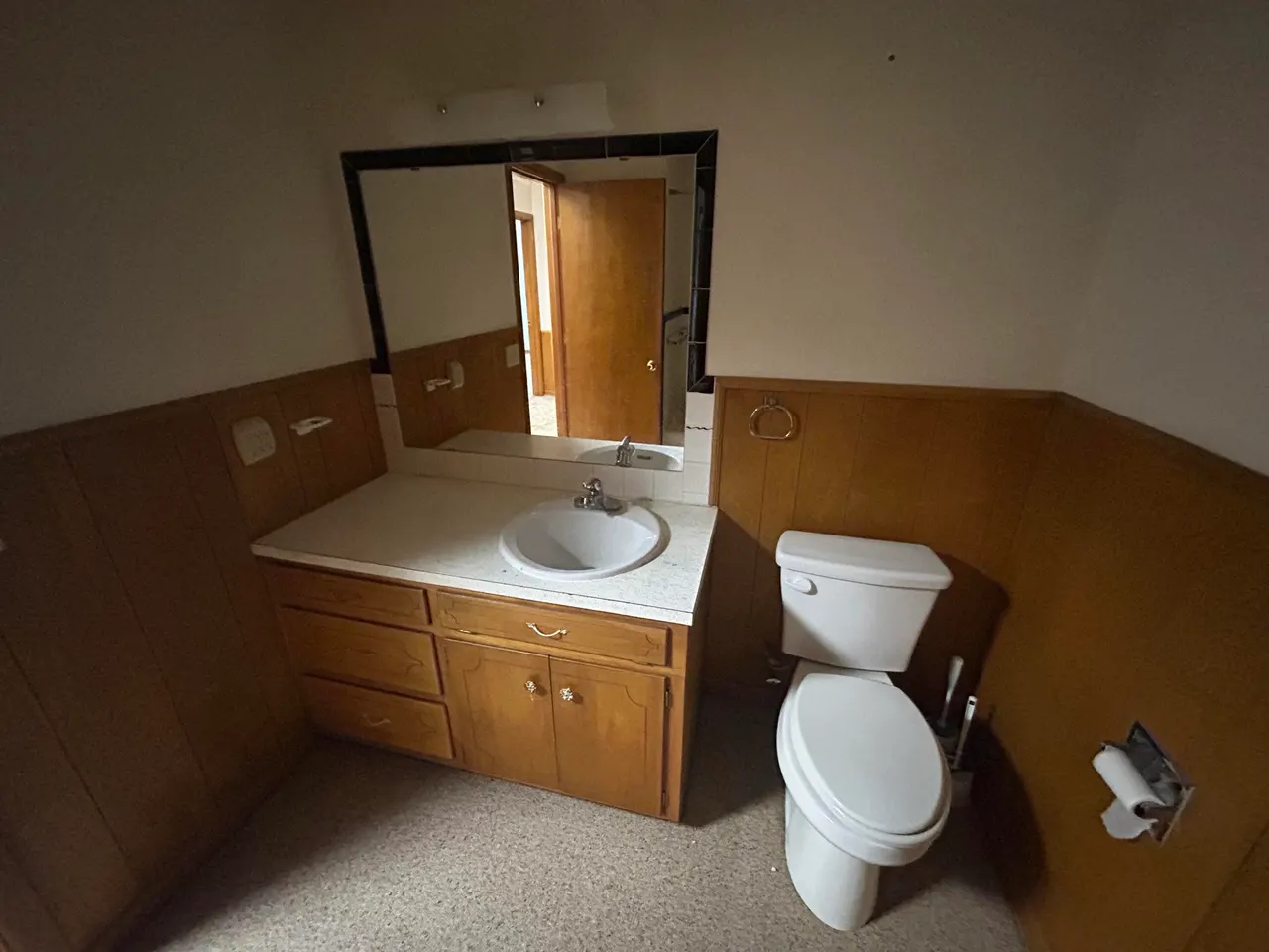 Photo 13 — 2704 W 16th Street, Plainview, TX 79072
