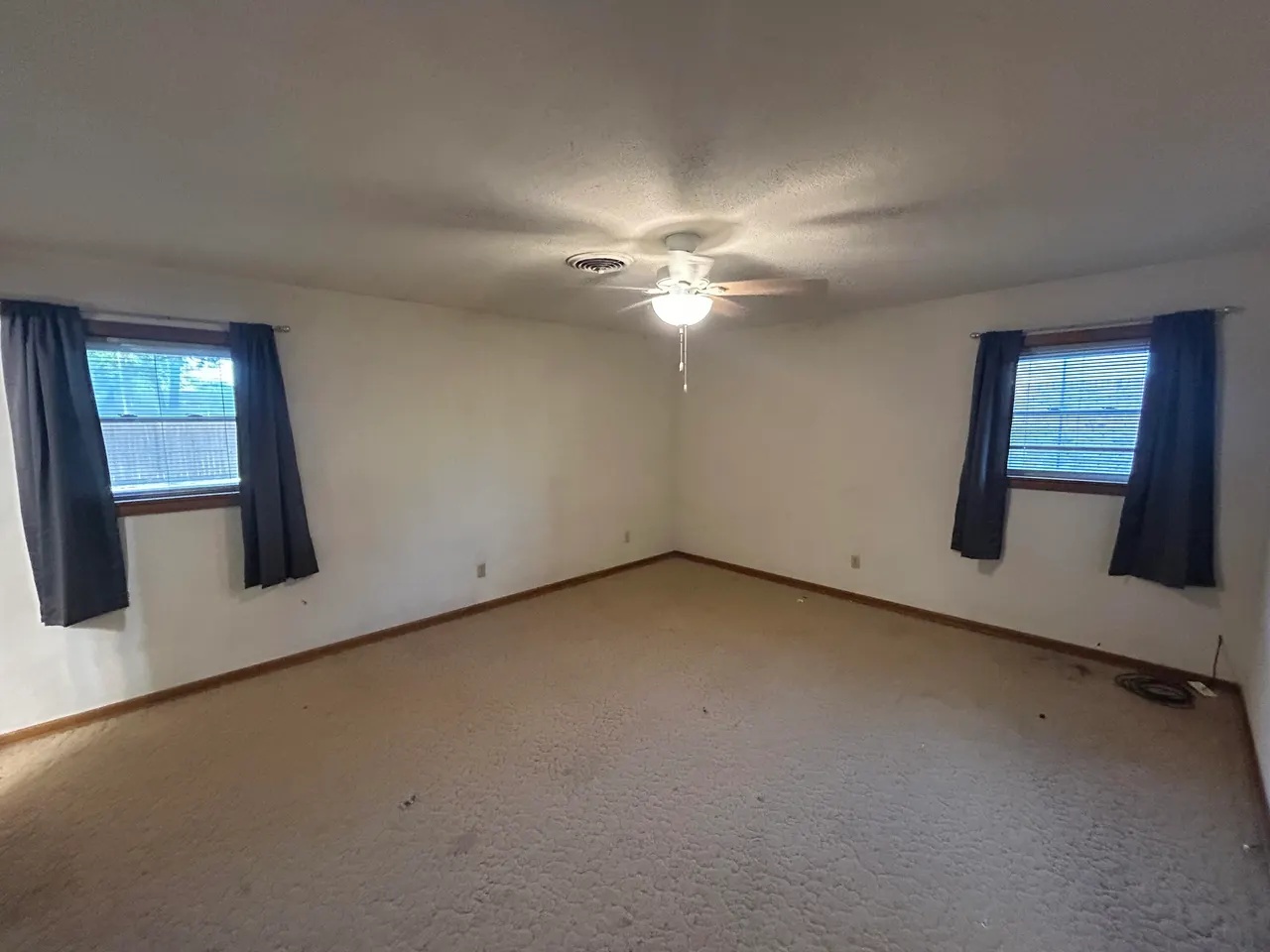 Photo 15 — 2704 W 16th Street, Plainview, TX 79072