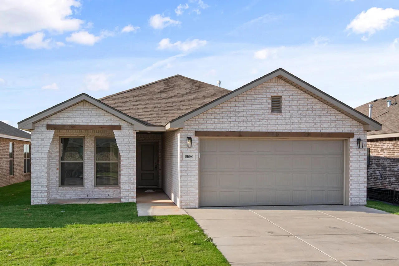 Photo 2 — 8608 24th Street, Lubbock, TX 79407