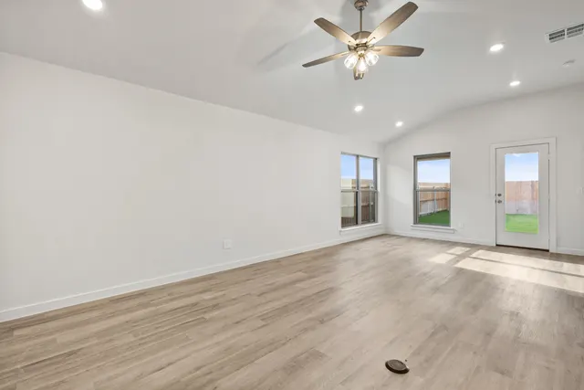 Photo 6 — 8608 24th Street, Lubbock, TX 79407