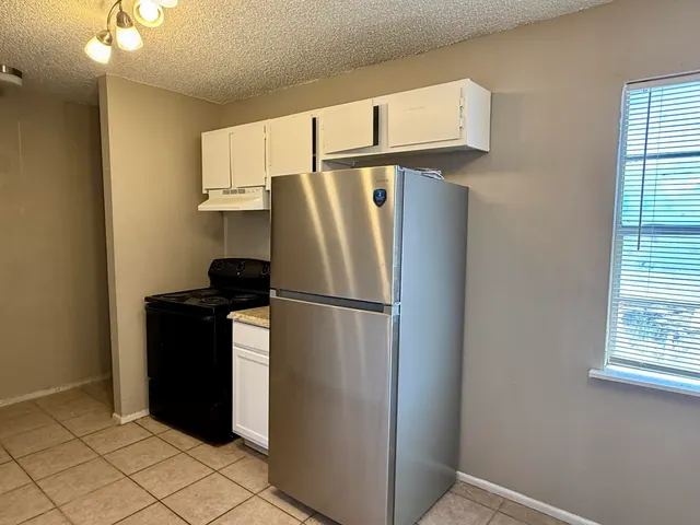 Photo 8 — 6217 24th Street, Lubbock, TX 79407