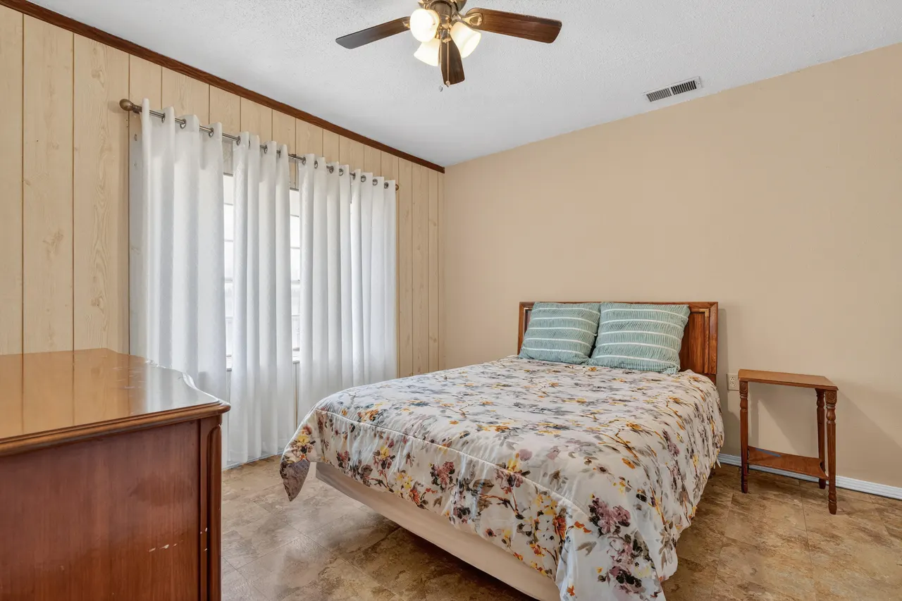 Photo 12 — 319 N Sherman Avenue, Lubbock, TX 79415