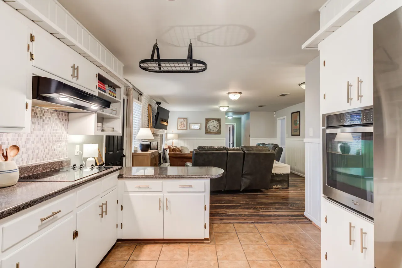 Photo 9 — 6009 Vernon Avenue, Lubbock, TX 79412