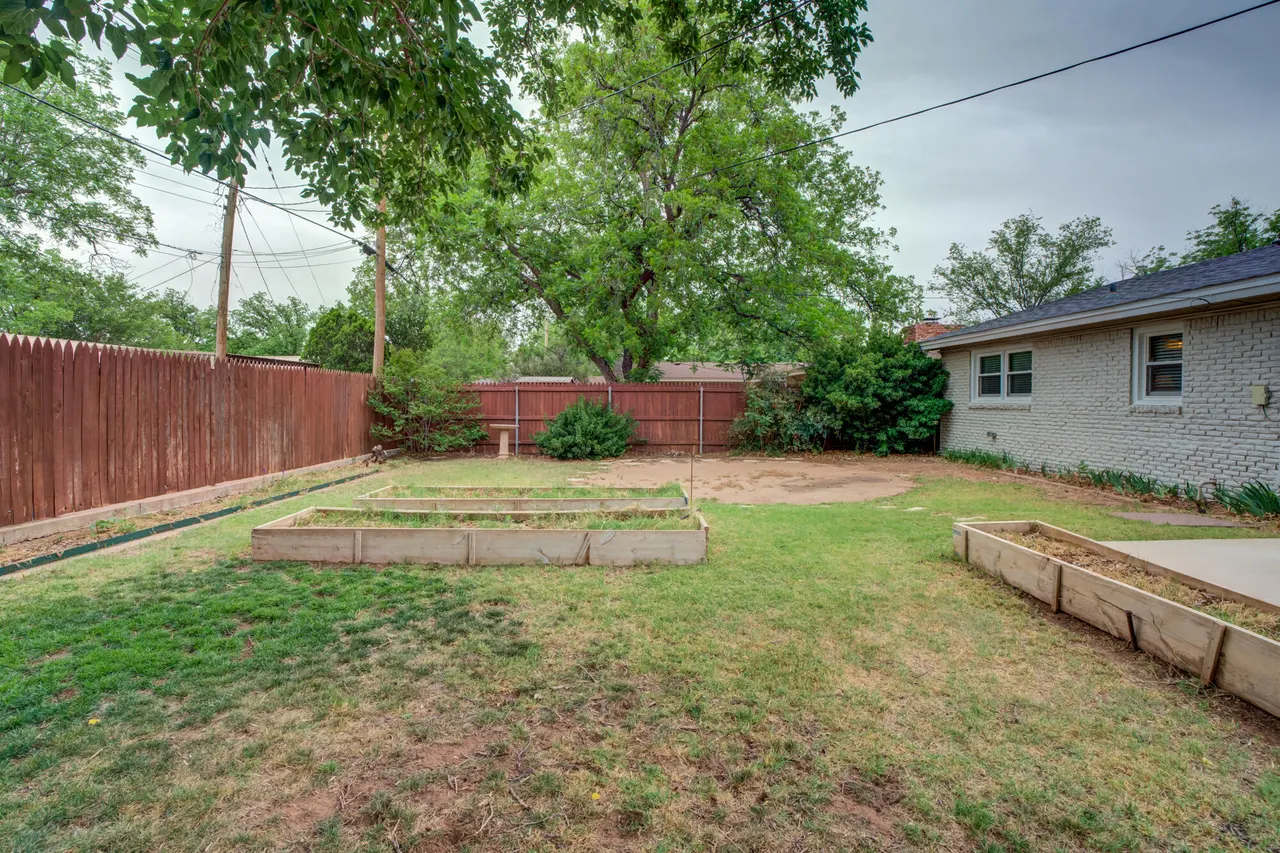 Photo 29 — 6009 Vernon Avenue, Lubbock, TX 79412