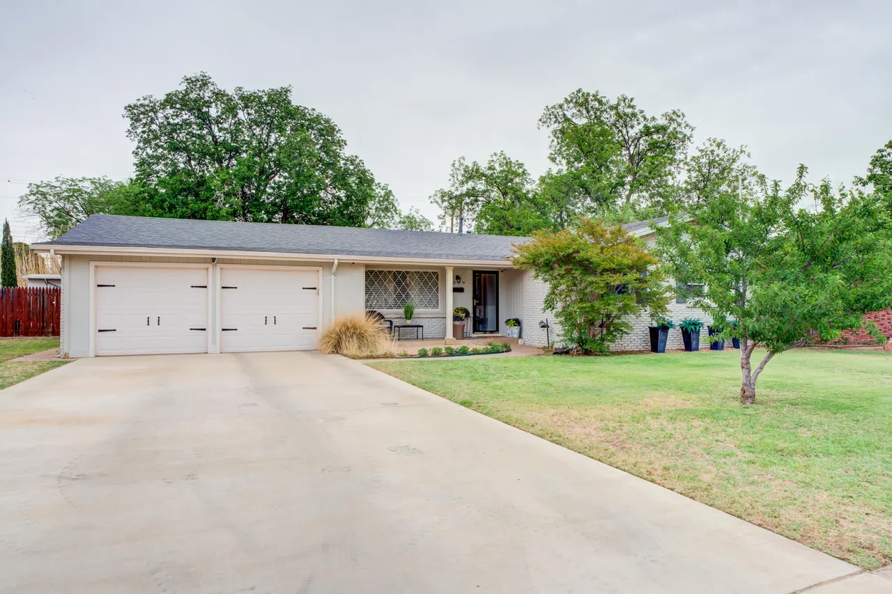 Front exterior — 6009 Vernon Avenue, Lubbock, TX 79412