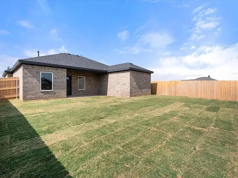 Photo 26 — 613 E 14th Street, Wolfforth, TX 79382