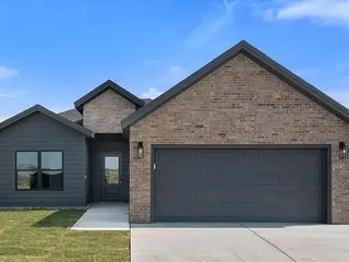 Sold home at 613 E 14th Street