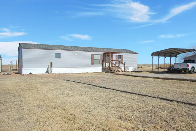 Front exterior — 2343 Sunrise Lane, Levelland, TX 79336