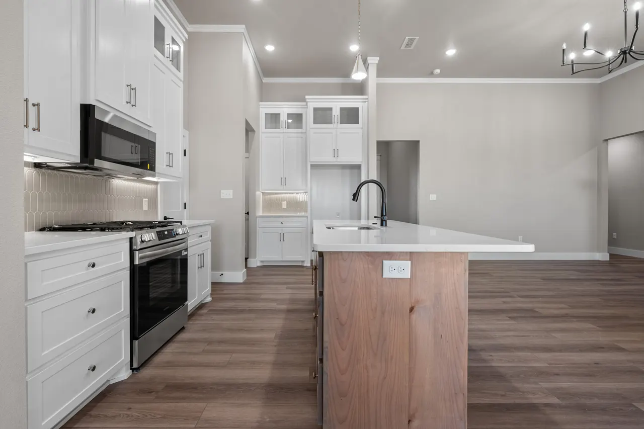 Photo 15 — 1123 N 6th Street, Wolfforth, TX 79382
