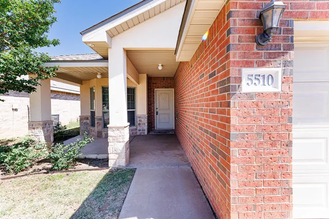 Photo 2 — 5510 108th Street, Lubbock, TX 79424