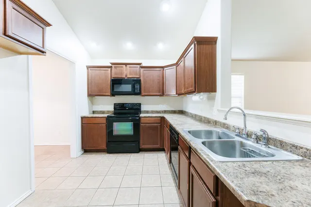 Photo 6 — 5510 108th Street, Lubbock, TX 79424