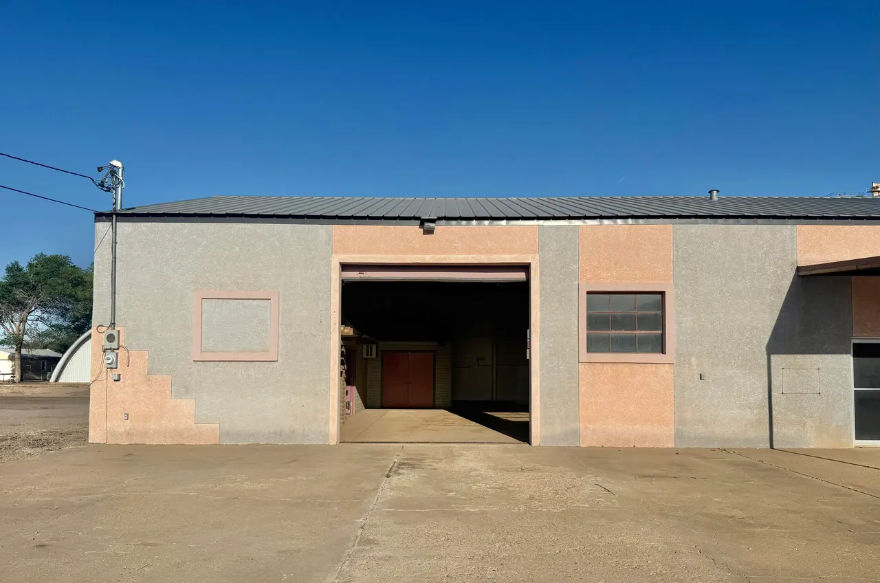 Photo 14 — 601 Avenue A, Farwell, TX 79325