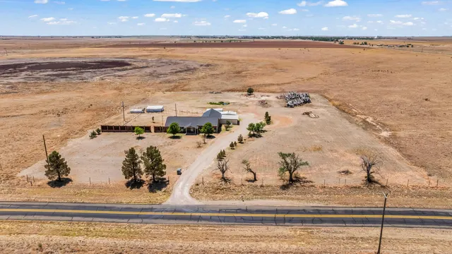 Photo 2 — 1009 FM 378, Lorenzo, TX 79343