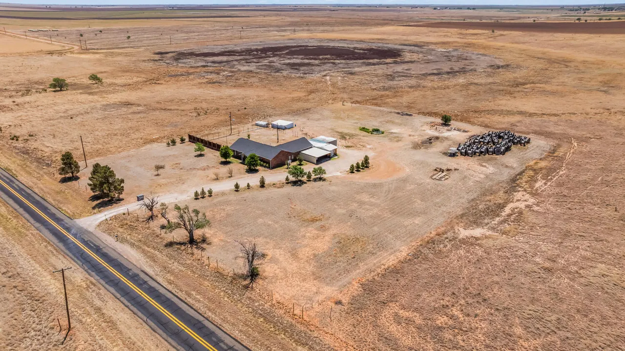Photo 6 — 1009 FM 378, Lorenzo, TX 79343
