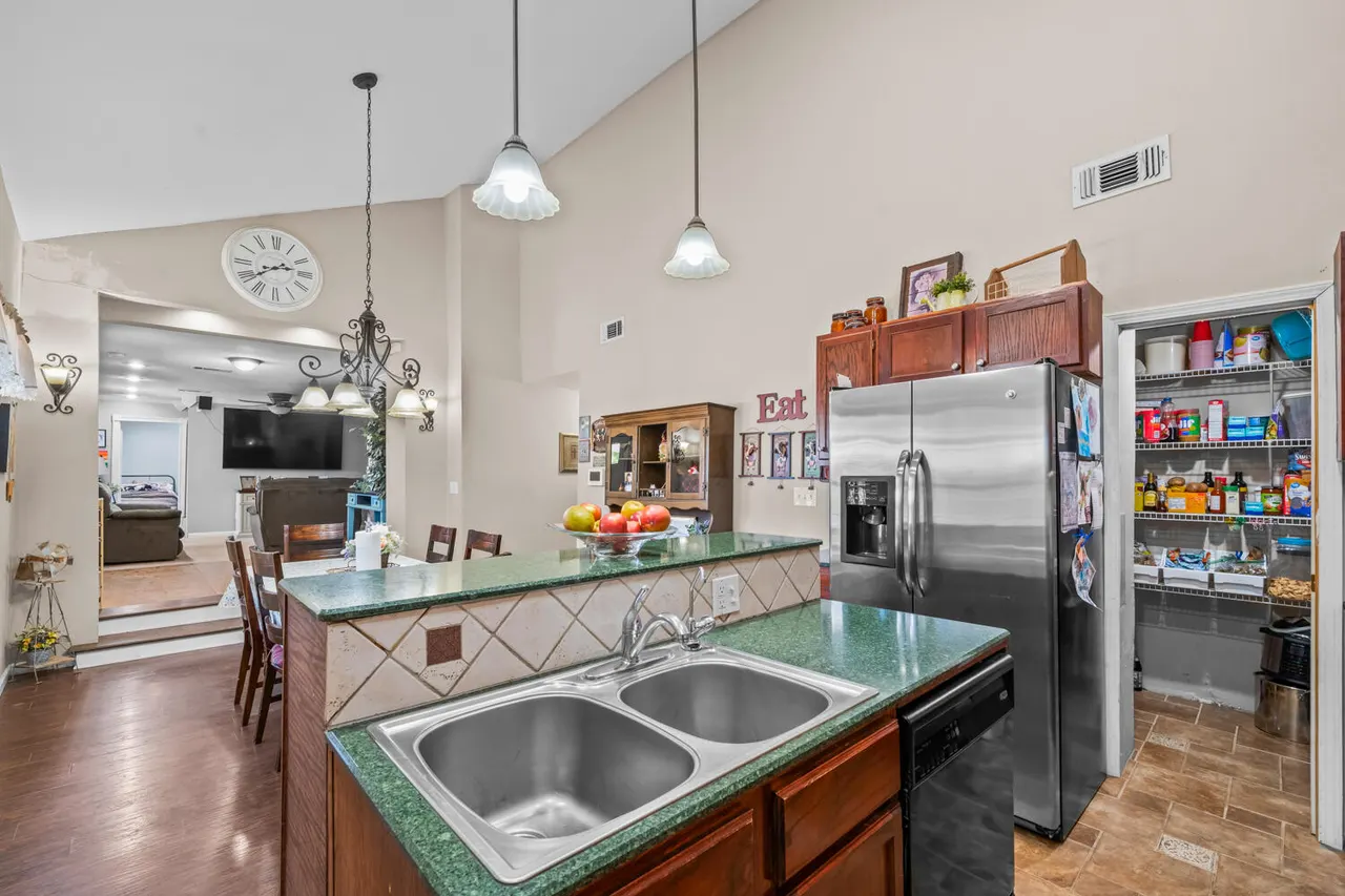 Photo 12 — 1009 FM 378, Lorenzo, TX 79343