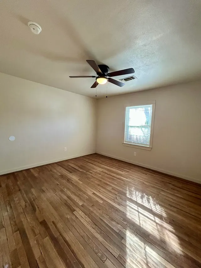 Photo 7 — 2610 36th Street, Lubbock, TX 79413