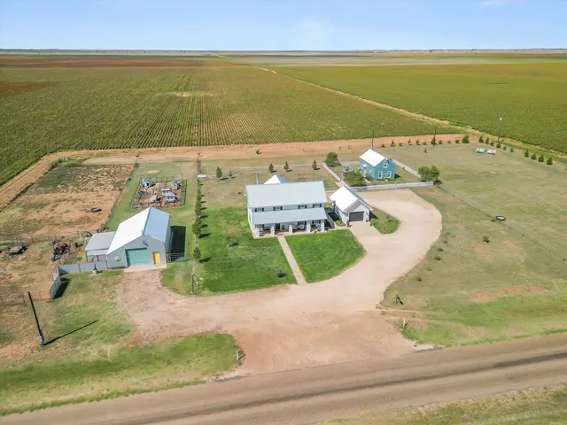 Photo 4 — 3370 Drill Stem, Levelland, TX 79336