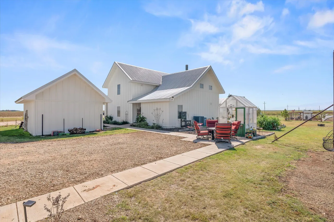 Photo 46 — 3370 Drill Stem, Levelland, TX 79336