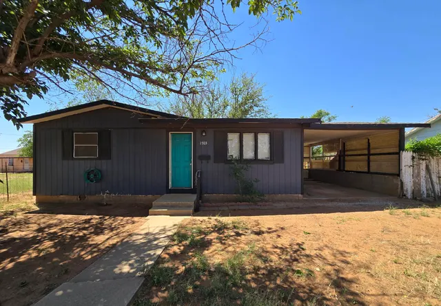 Front exterior — 1703 N 11th Street, Lamesa, TX 79331