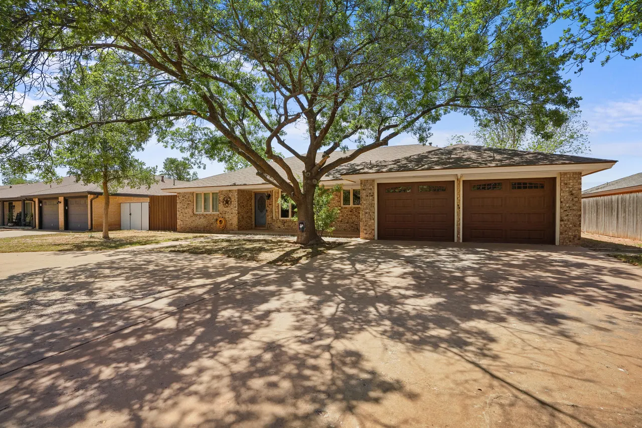 Photo 2 — 1806 E Hester Street, Brownfield, TX 79316