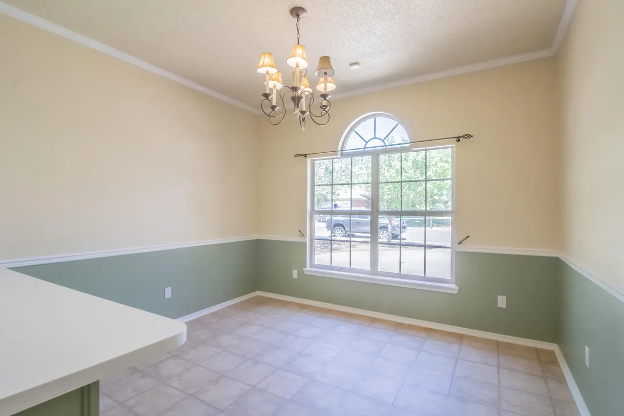 Photo 14 — 2805 87th Street, Lubbock, TX 79423