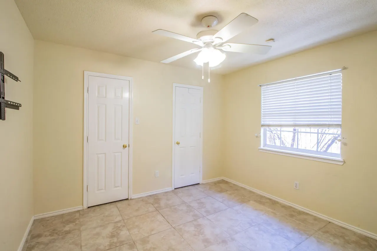 Photo 19 — 2805 87th Street, Lubbock, TX 79423