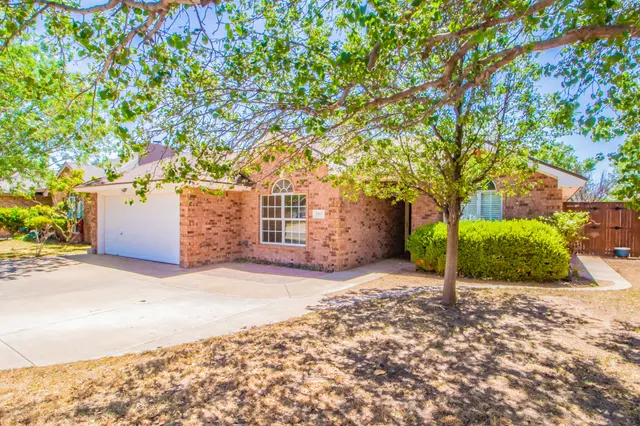 Photo 2 — 2805 87th Street, Lubbock, TX 79423
