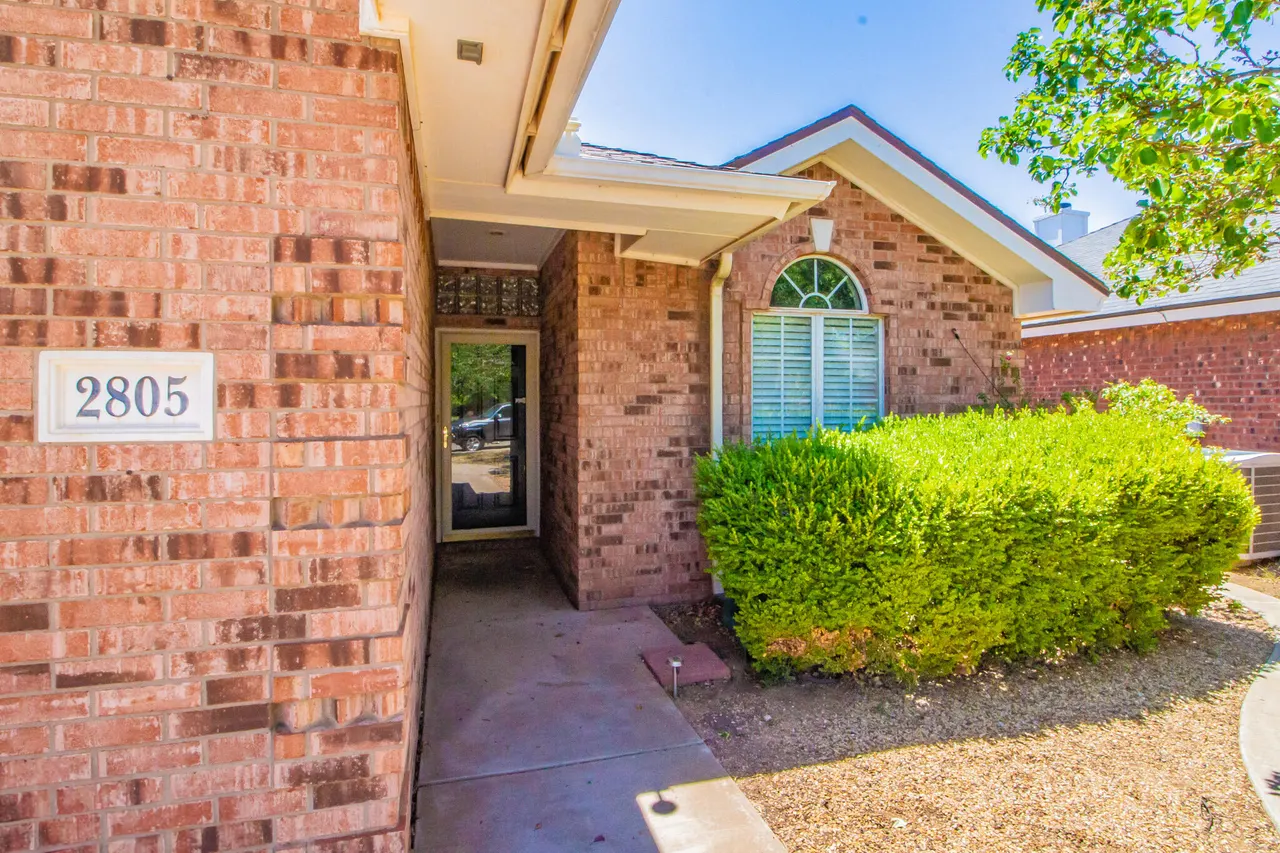 Photo 3 — 2805 87th Street, Lubbock, TX 79423