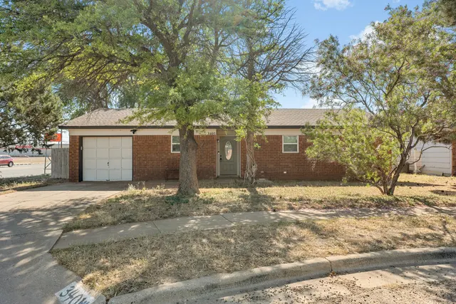 Front exterior — 3401 Juneau Avenue, Lubbock, TX 79407
