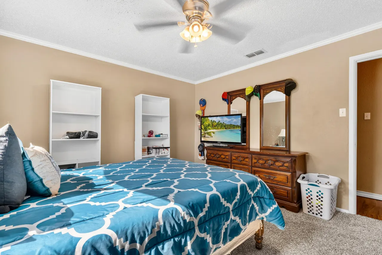 Photo 11 — 3401 Juneau Avenue, Lubbock, TX 79407
