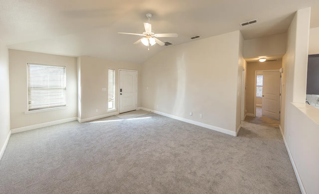 Photo 4 — 3618 Ridgely Avenue, Lubbock, TX 79407