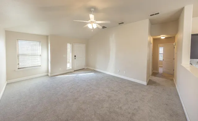 Photo 4 — 3618 Ridgely Avenue, Lubbock, TX 79407