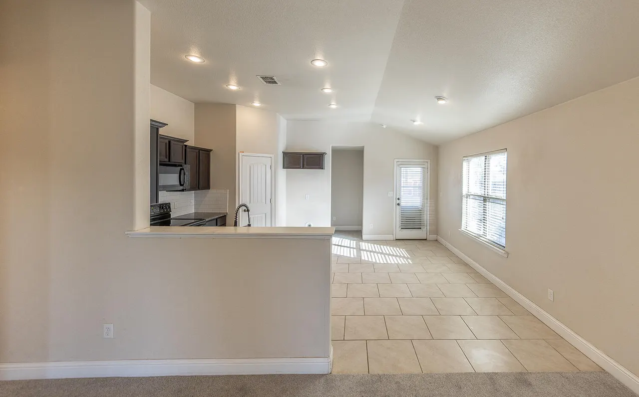 Photo 5 — 3618 Ridgely Avenue, Lubbock, TX 79407