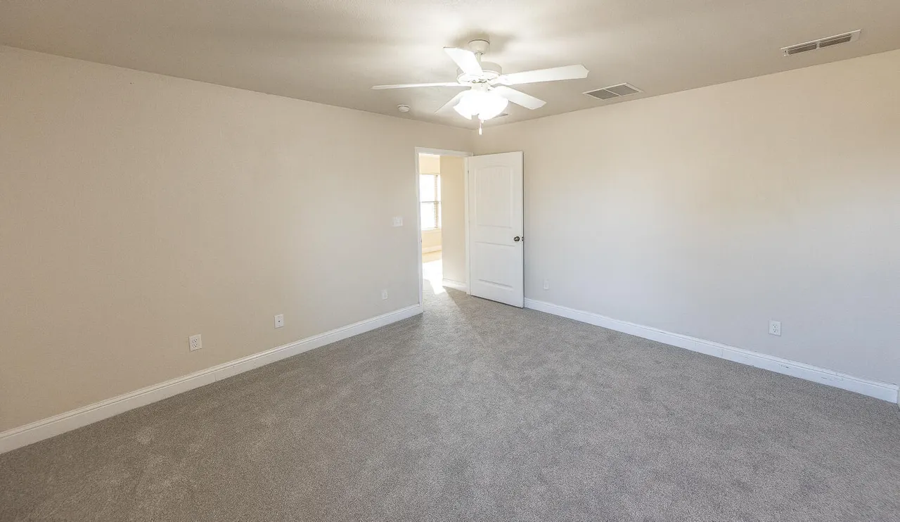Photo 10 — 3618 Ridgely Avenue, Lubbock, TX 79407