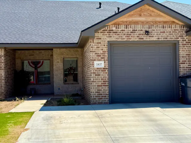 Photo 4 — 5833 Virginia Avenue, Lubbock, TX 79407