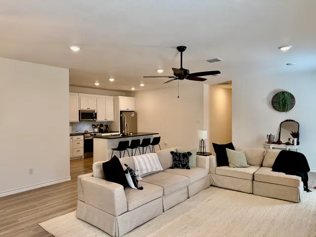 Photo 7 — 5833 Virginia Avenue, Lubbock, TX 79407