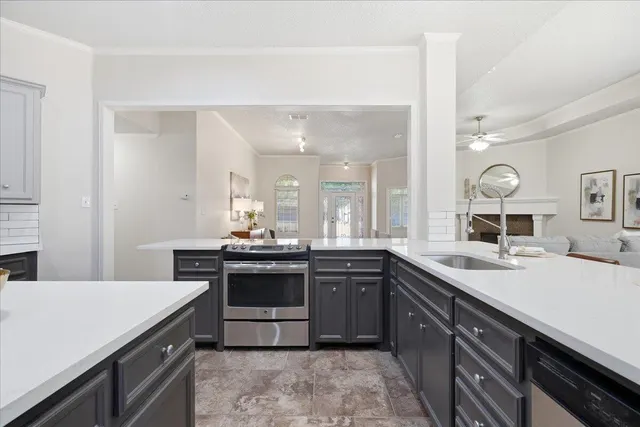 Photo 4 — 616 N 8th Street, Wolfforth, TX 79382