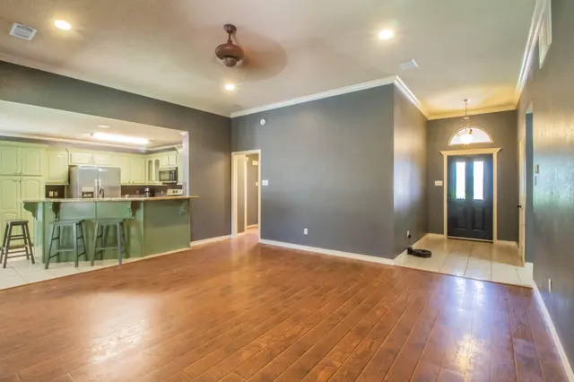 Photo 4 — 5510 100th Street, Lubbock, TX 79424
