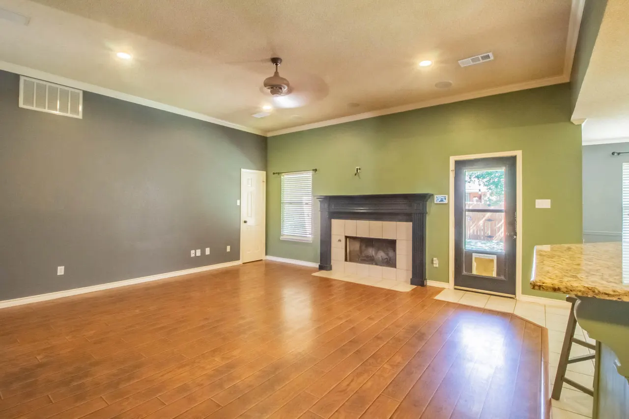 Photo 6 — 5510 100th Street, Lubbock, TX 79424