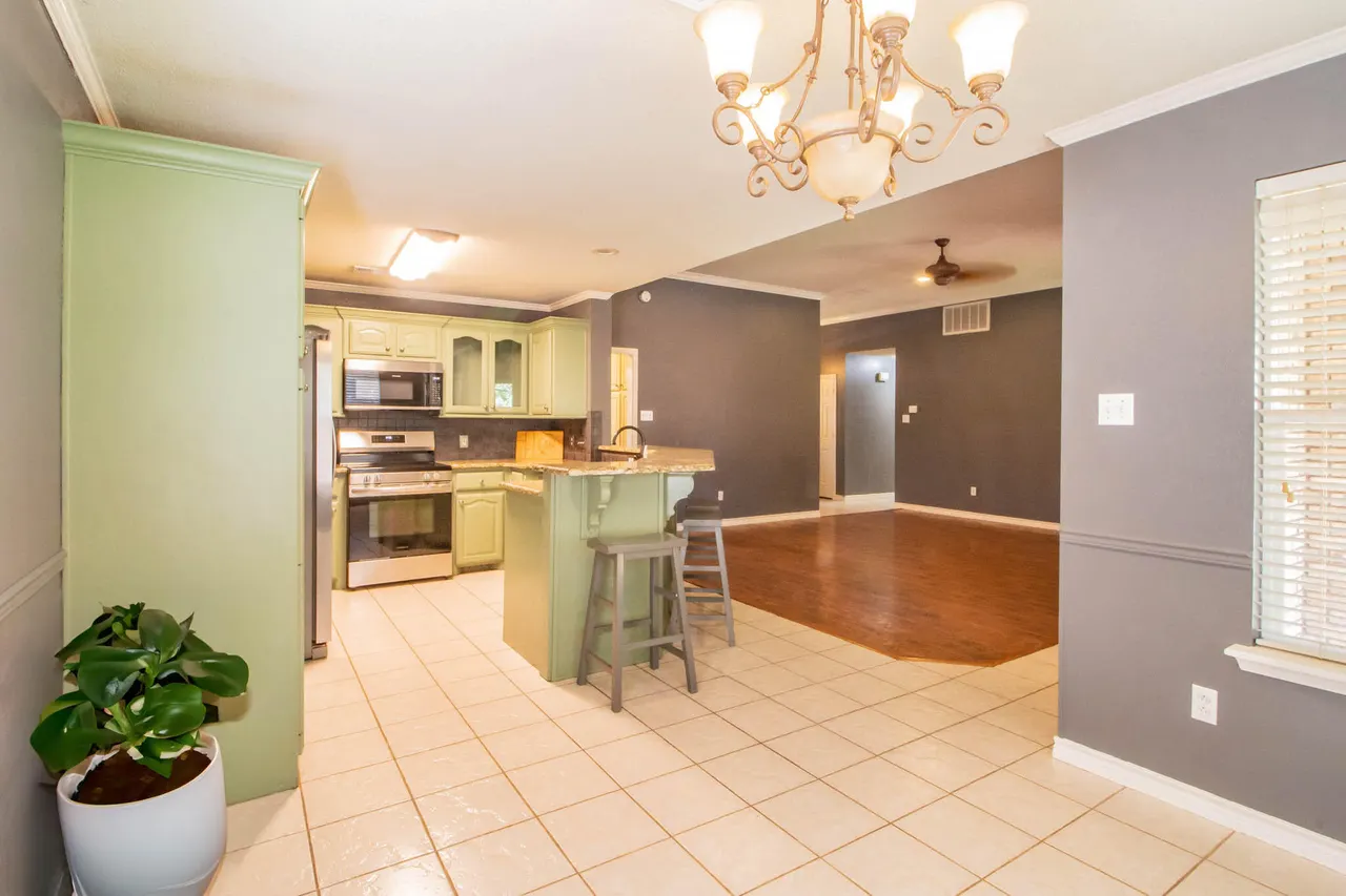 Photo 8 — 5510 100th Street, Lubbock, TX 79424
