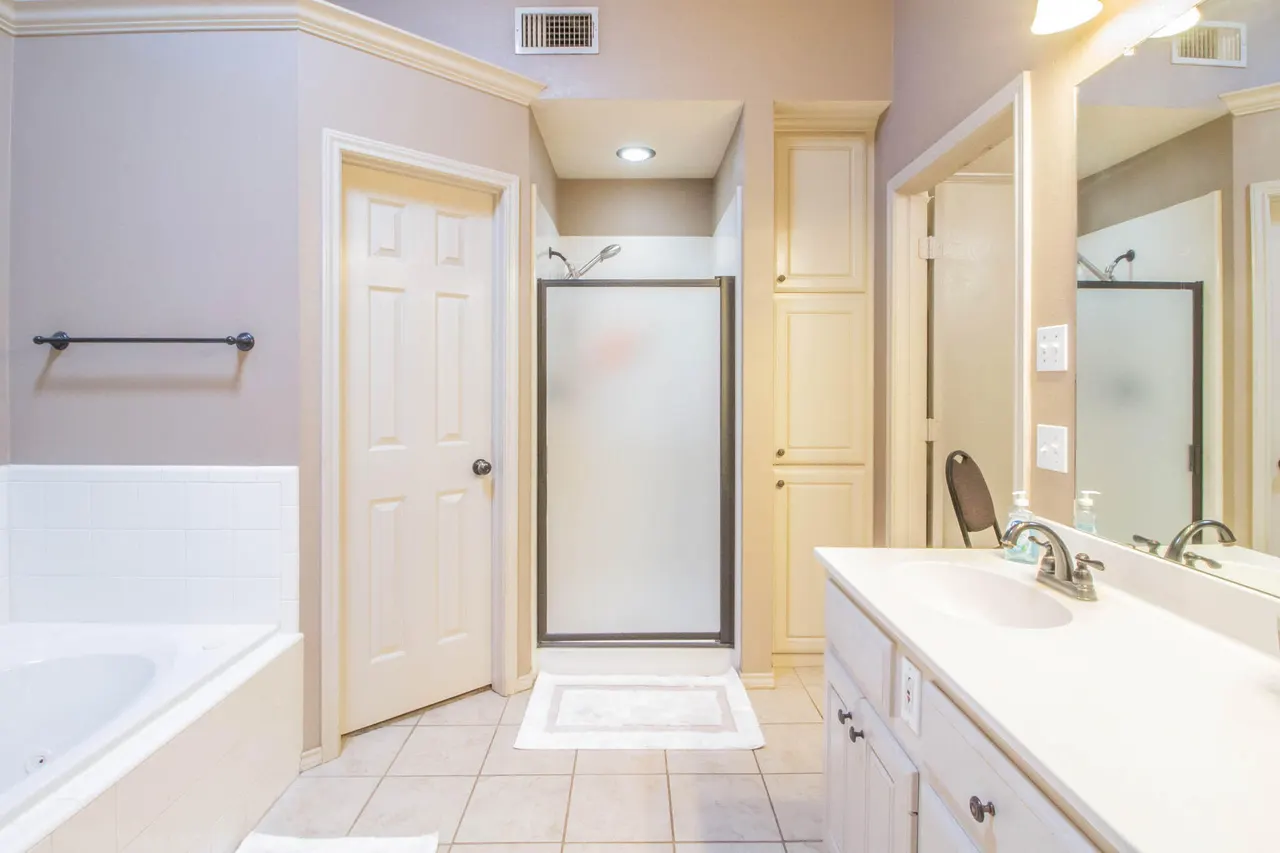Photo 14 — 5510 100th Street, Lubbock, TX 79424
