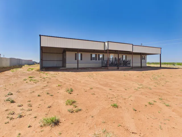 Photo 2 — 2451 Hunter Circle, Justiceburg, TX 79330